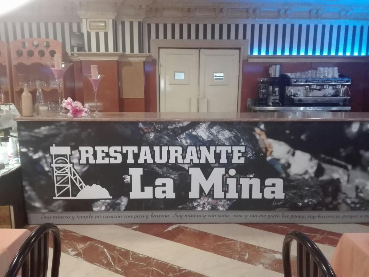 Hotel La Mina Puertollano Bagian luar foto