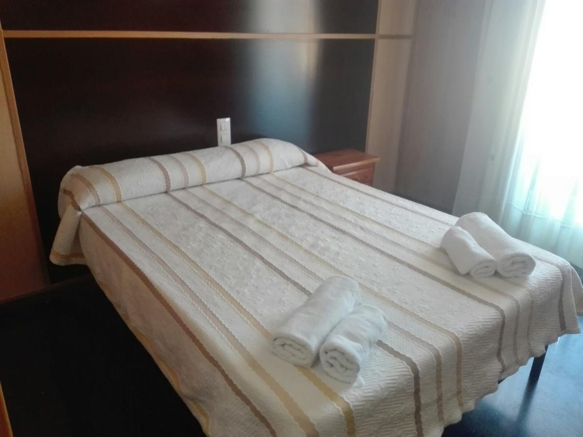 Hotel La Mina Puertollano Bagian luar foto
