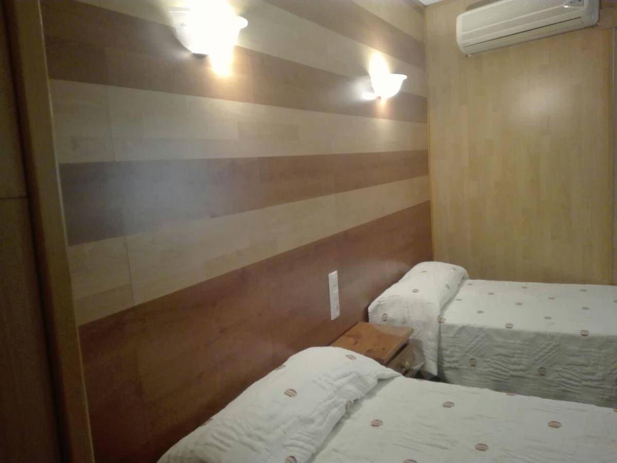 Hotel La Mina Puertollano Bagian luar foto